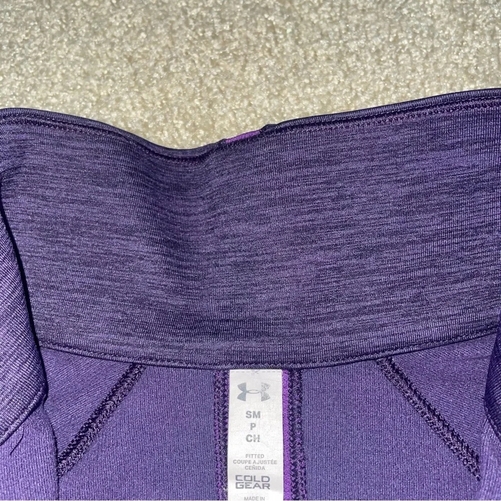 Under Armour Athletic Top - Picture 3 of 3